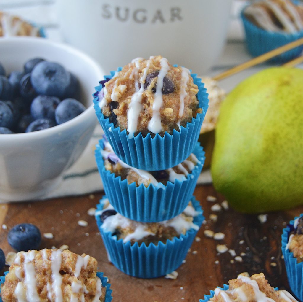 Autumn homemade pupcake recipe for Blueberry Pear Oatmeal Muffin Pupcakes
